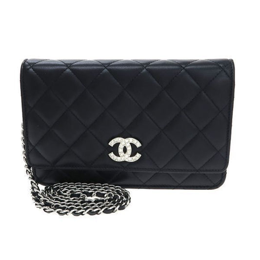 Chanel Quilted Chain Wallet Shoulder Bag