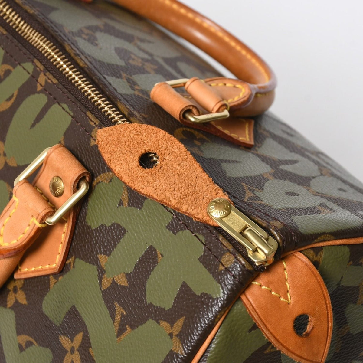 Louis Vuitton Handbag Speedy 30 Monogram Graffiti Khaki Gold — view 6