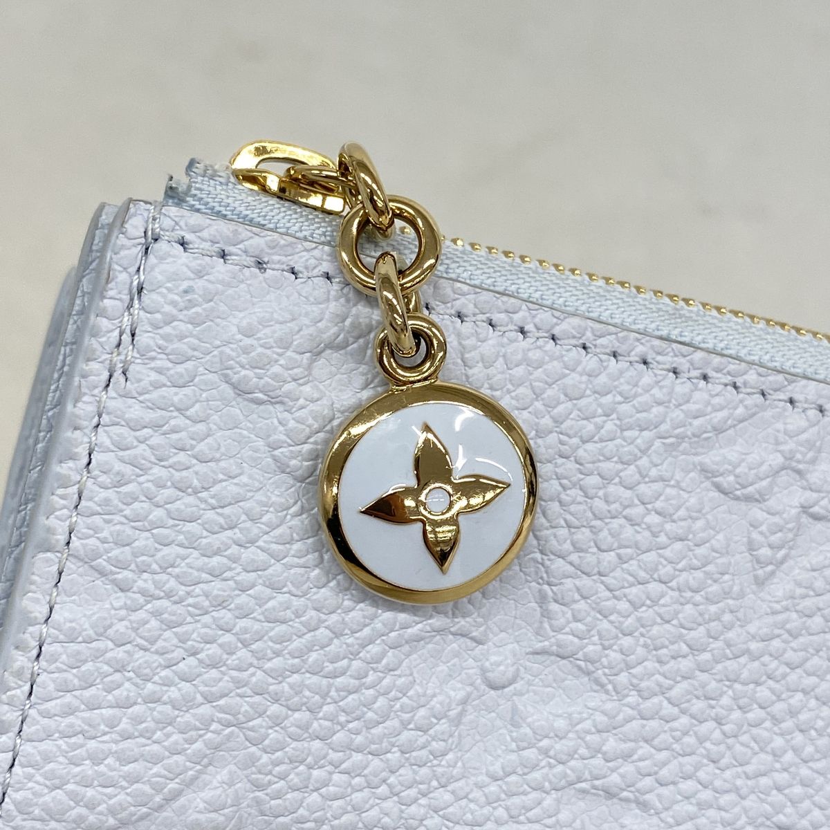 Louis Vuitton Wallet Monogram Empreinte Portefeuille Lisa Azur Blue — view 6