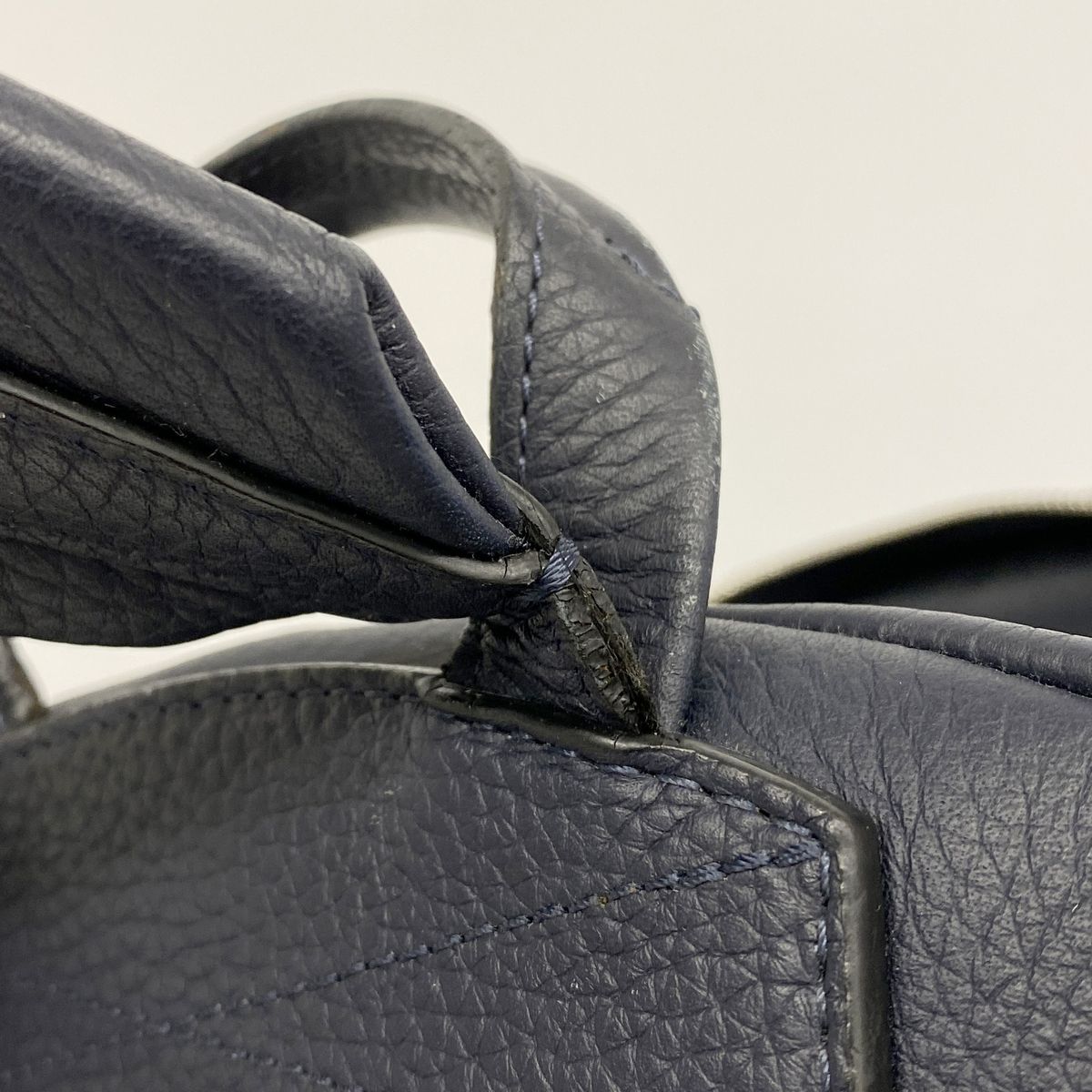Louis Vuitton Backpack LV Circle Alma and Navy — view 6