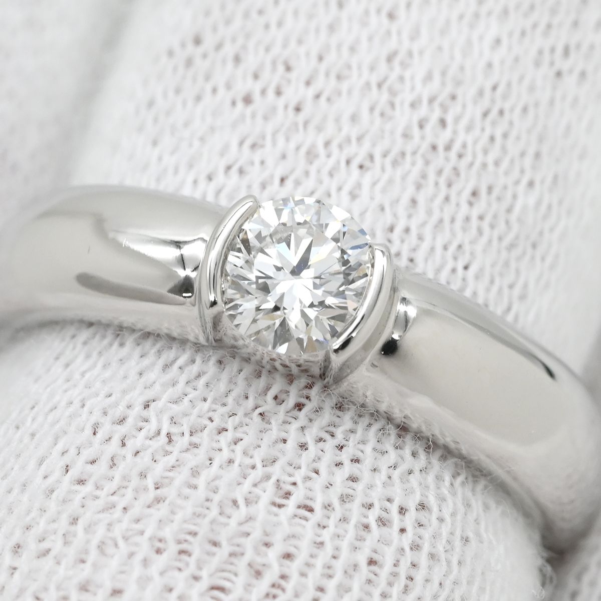 Tiffany & Co Ring Dots Solitaire Diamond Platinum Silver T&Co — view 5