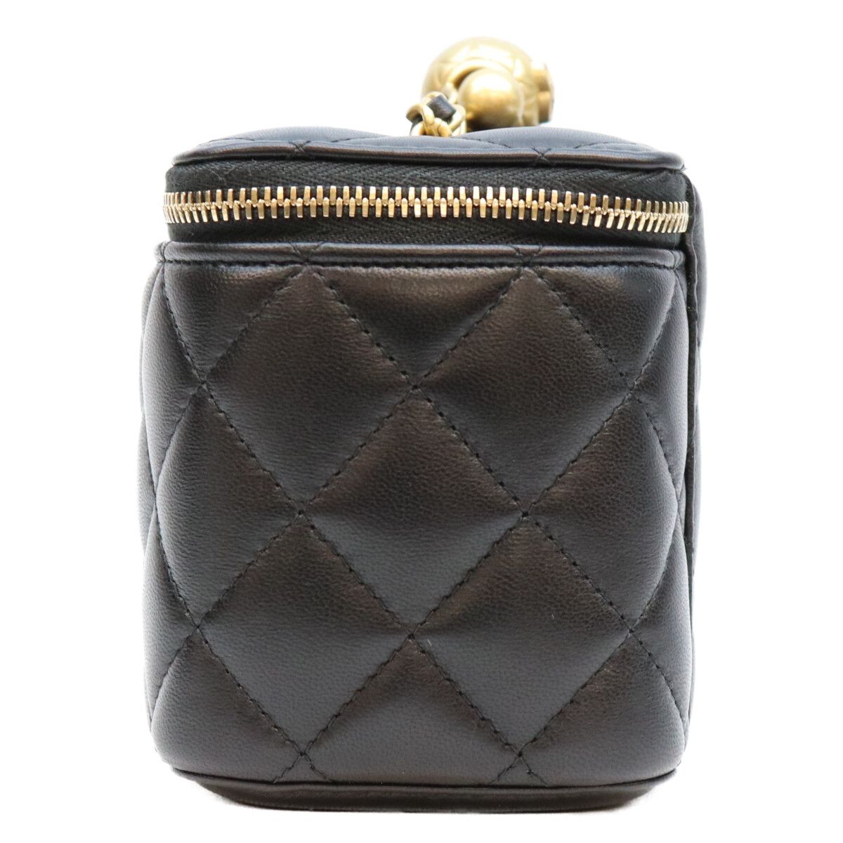 Chanel 31 Shoulder Bag Black — view 4