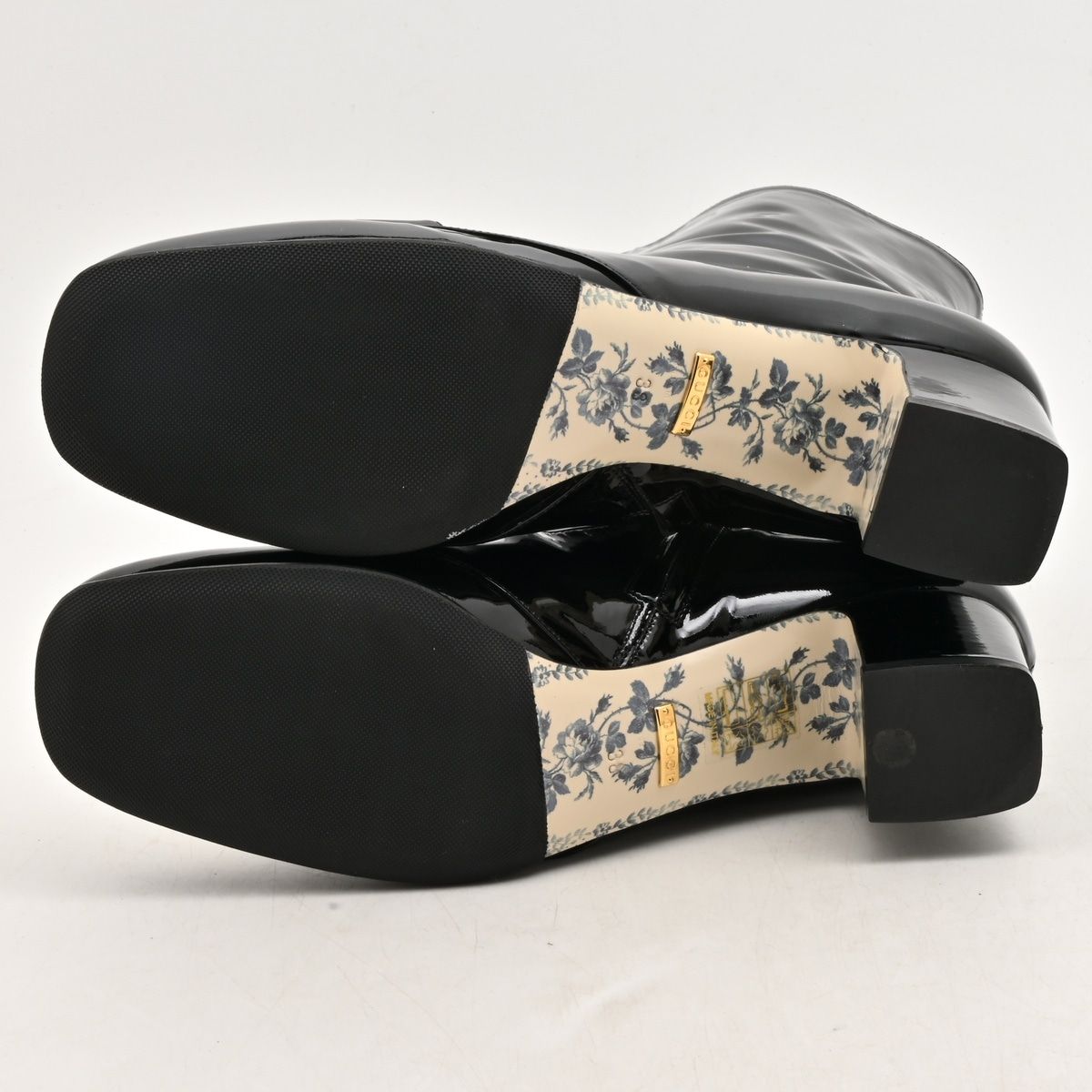 Gucci Short Boots GG Marmont Black Leather — view 4