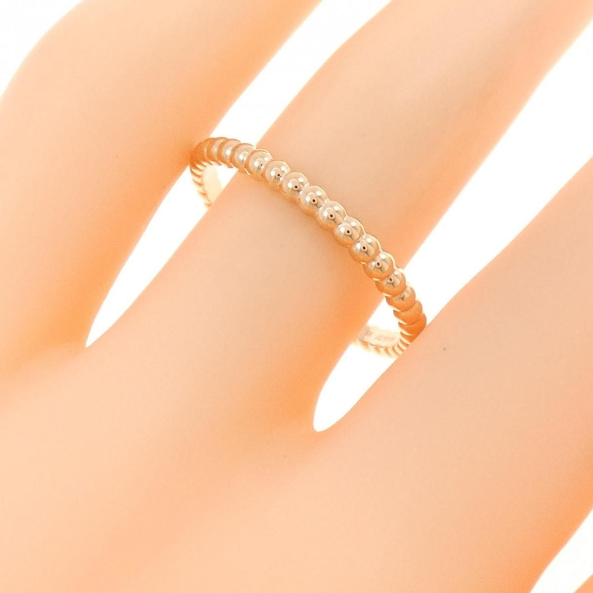 Van Cleef & Arpels Perlee Small Ring — view 4