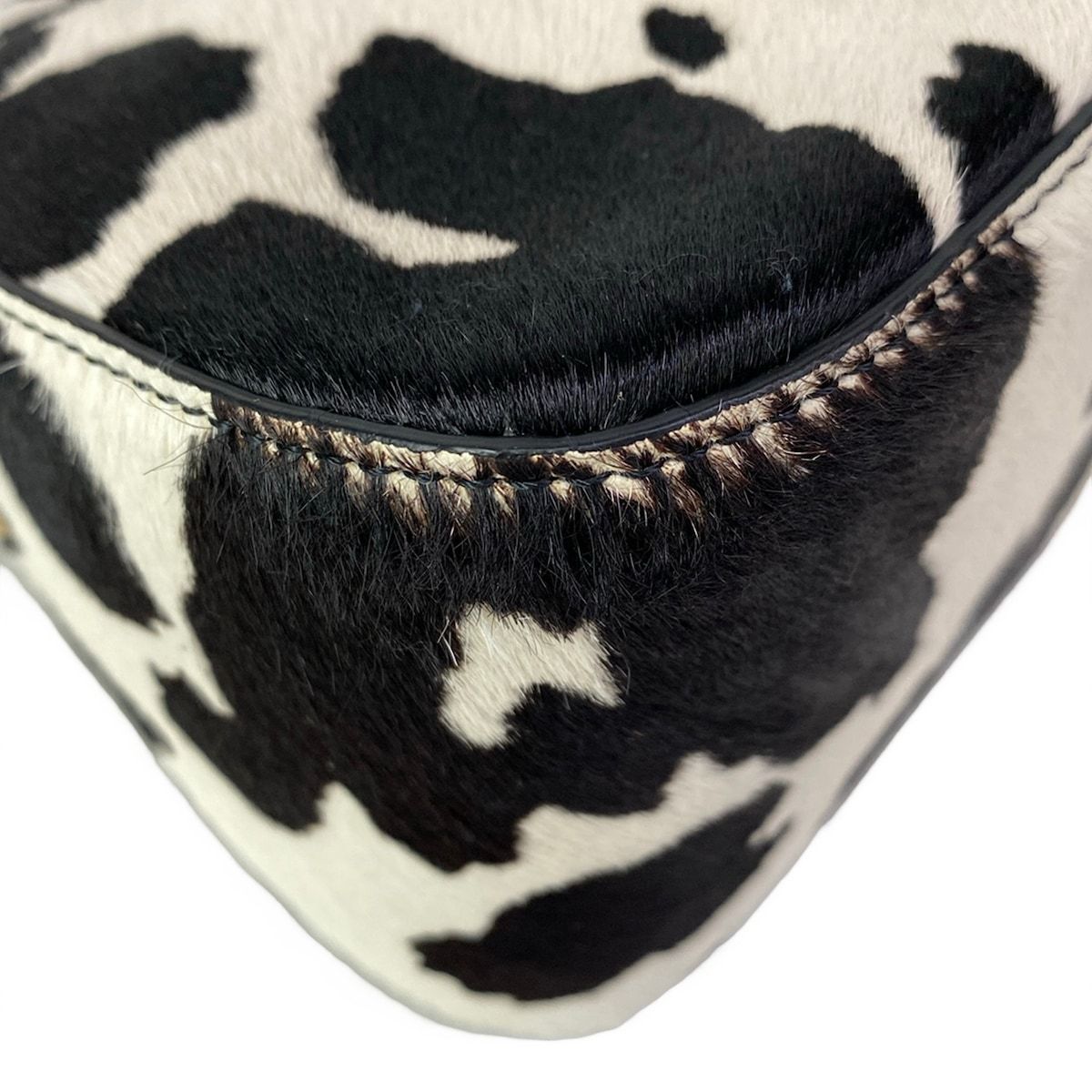 Fendi Shoulder Bag Mamma Bucket White Black Leather — view 8