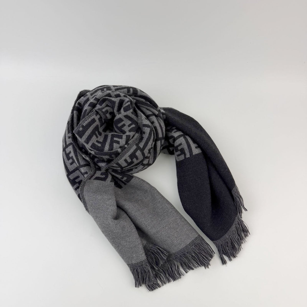 Fendi Zucca FF Monogram Reversible Scarf Wool 100% Gray Vintage — view 2