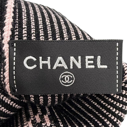Chanel 24C Gaiters Cruise Collection CC Logo Rib Knit Leg Warmers Pink Sweater — view 5