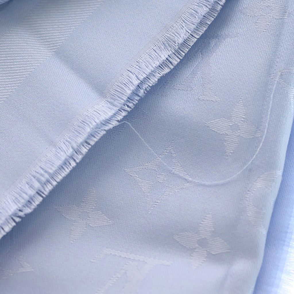 Louis Vuitton Monogram Classic Shawl Wool Silk Jacquard Blue Ciel Scarf — view 4