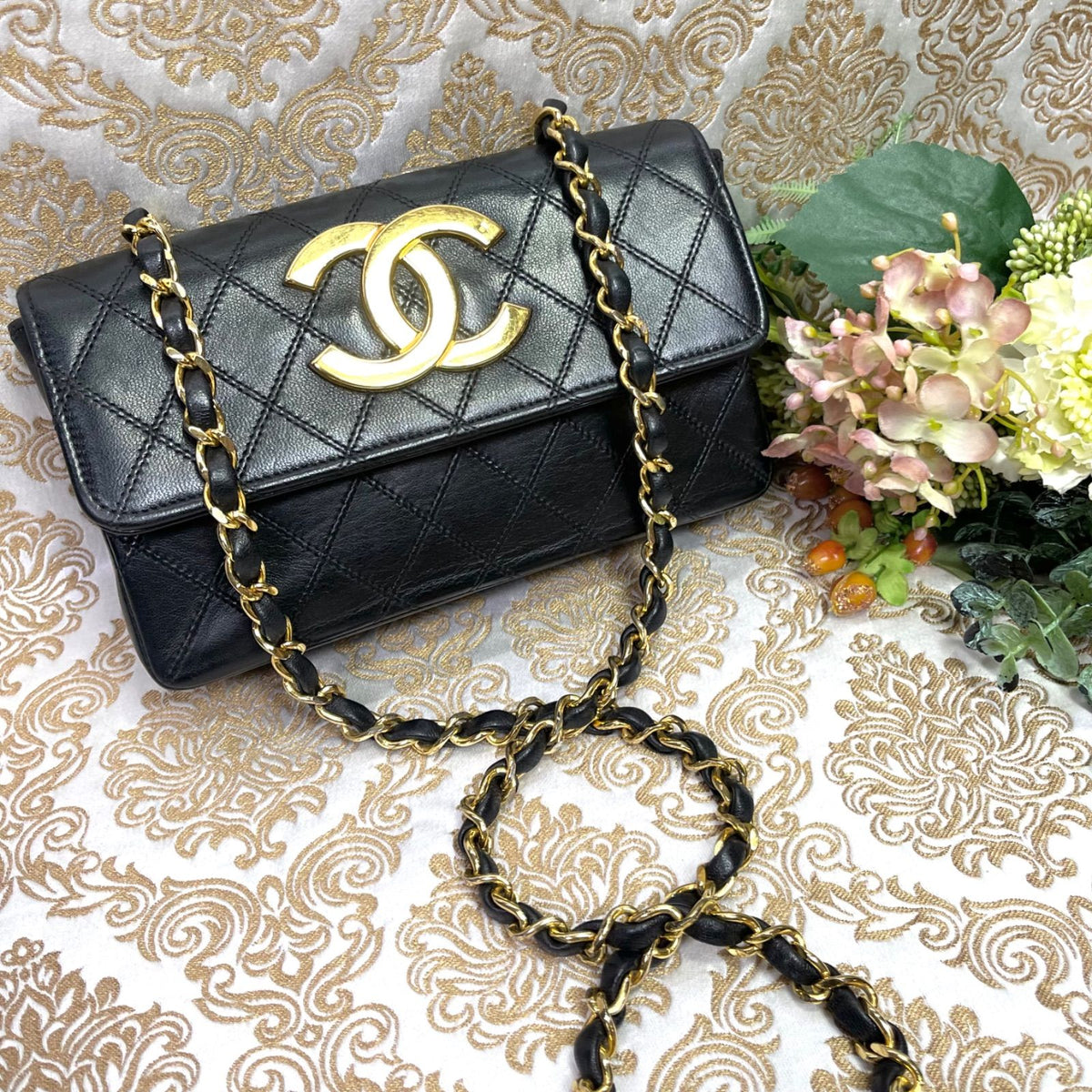Chanel Vintage Quilted Jumbo CC Logo
