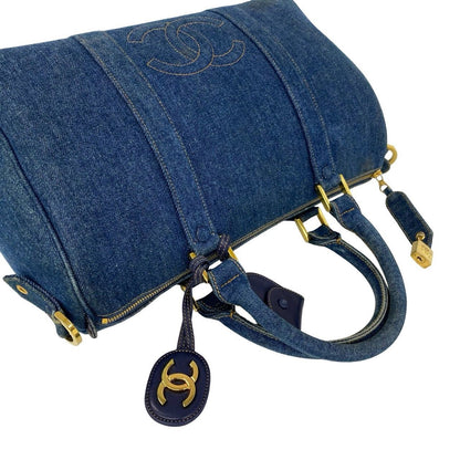 Chanel Vintage CC Logo Denim 2-Way Shoulder Bag Blue — view 4