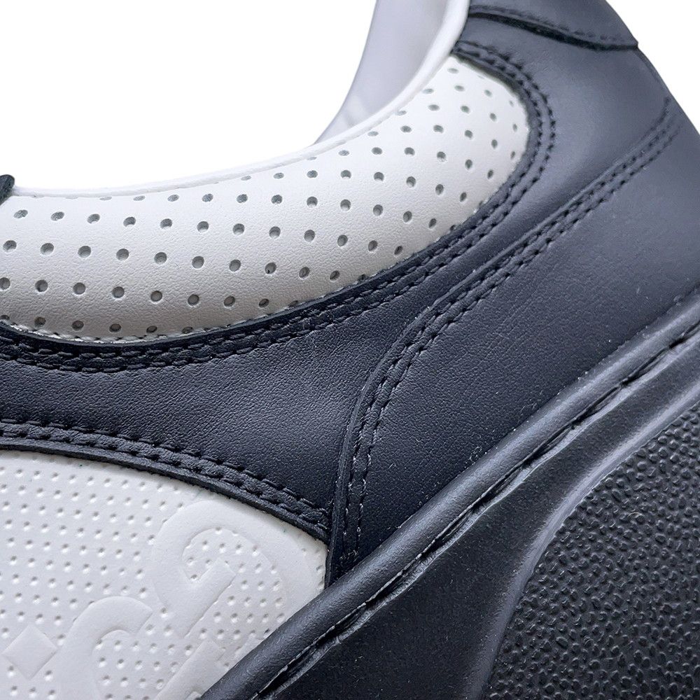 Gucci Sneakers GG Embossed Leather Shoes Black White 11.5 — view 6