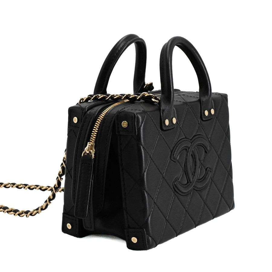 Chanel Shoulder Bag Small Vanity Case — view 2