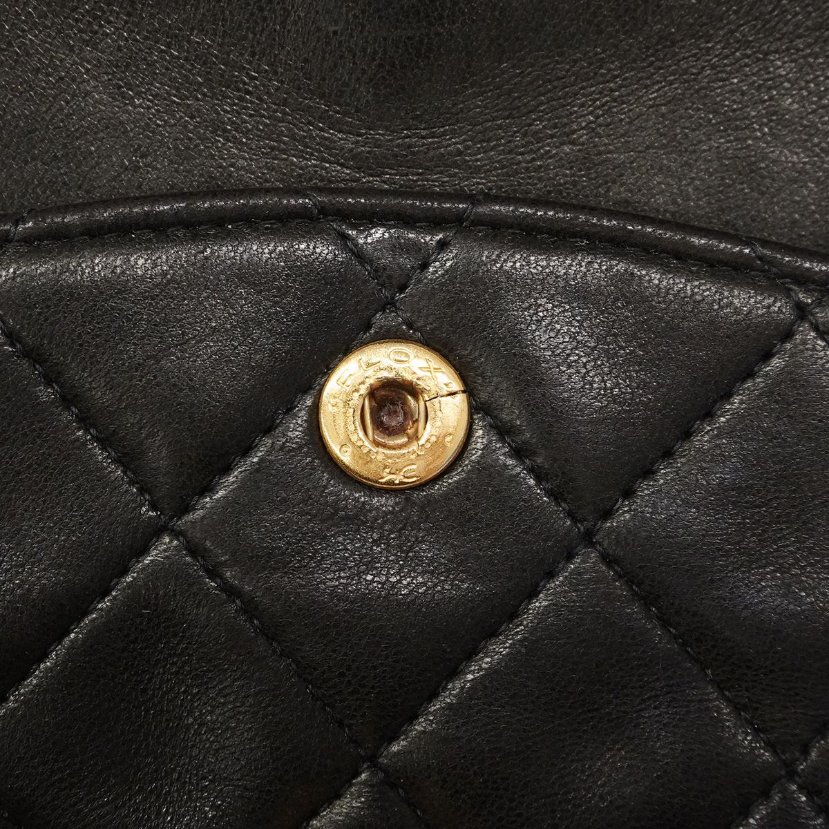 Chanel Shoulder Bag Quilted Lambskin Black Gold — view 8
