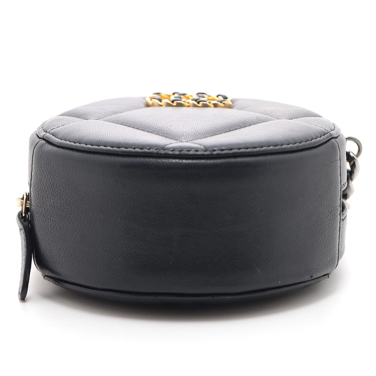Chanel 19 Round Chain Shoulder Bag Leather Black Silver Ruthenium — view 3