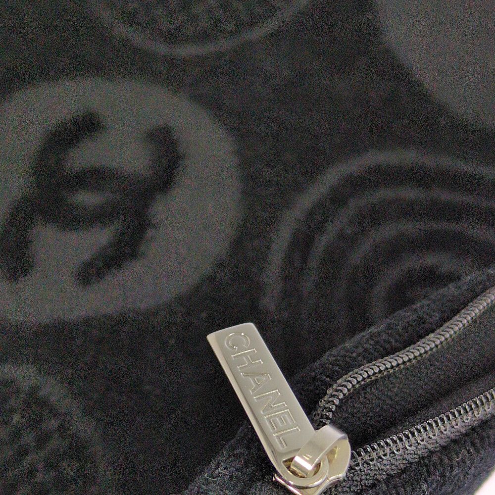 Chanel Dot CC Logo Travel Bag Black — view 8