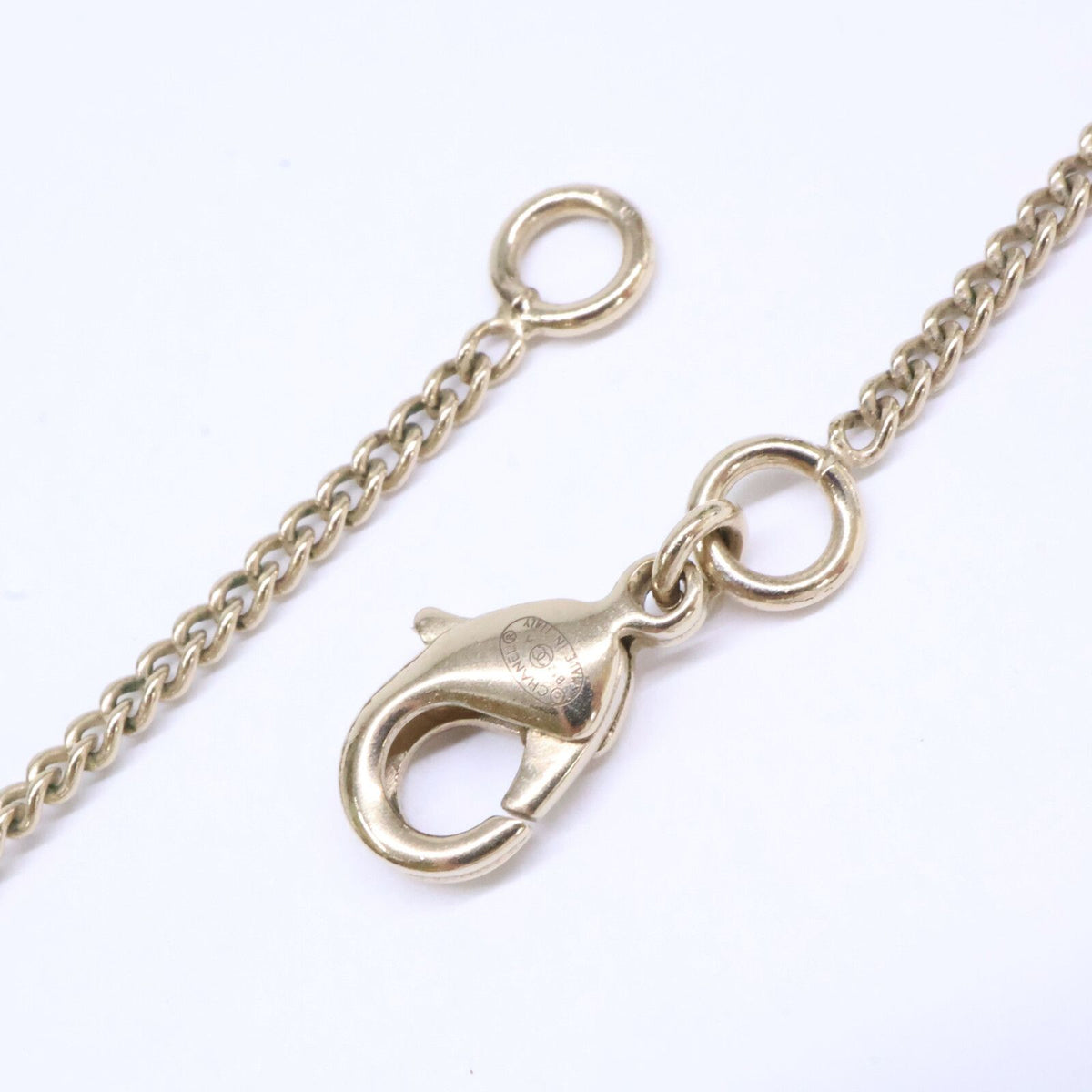 Chanel Quilted Bag Clover & CC Logo Motif Long Chain — view 7