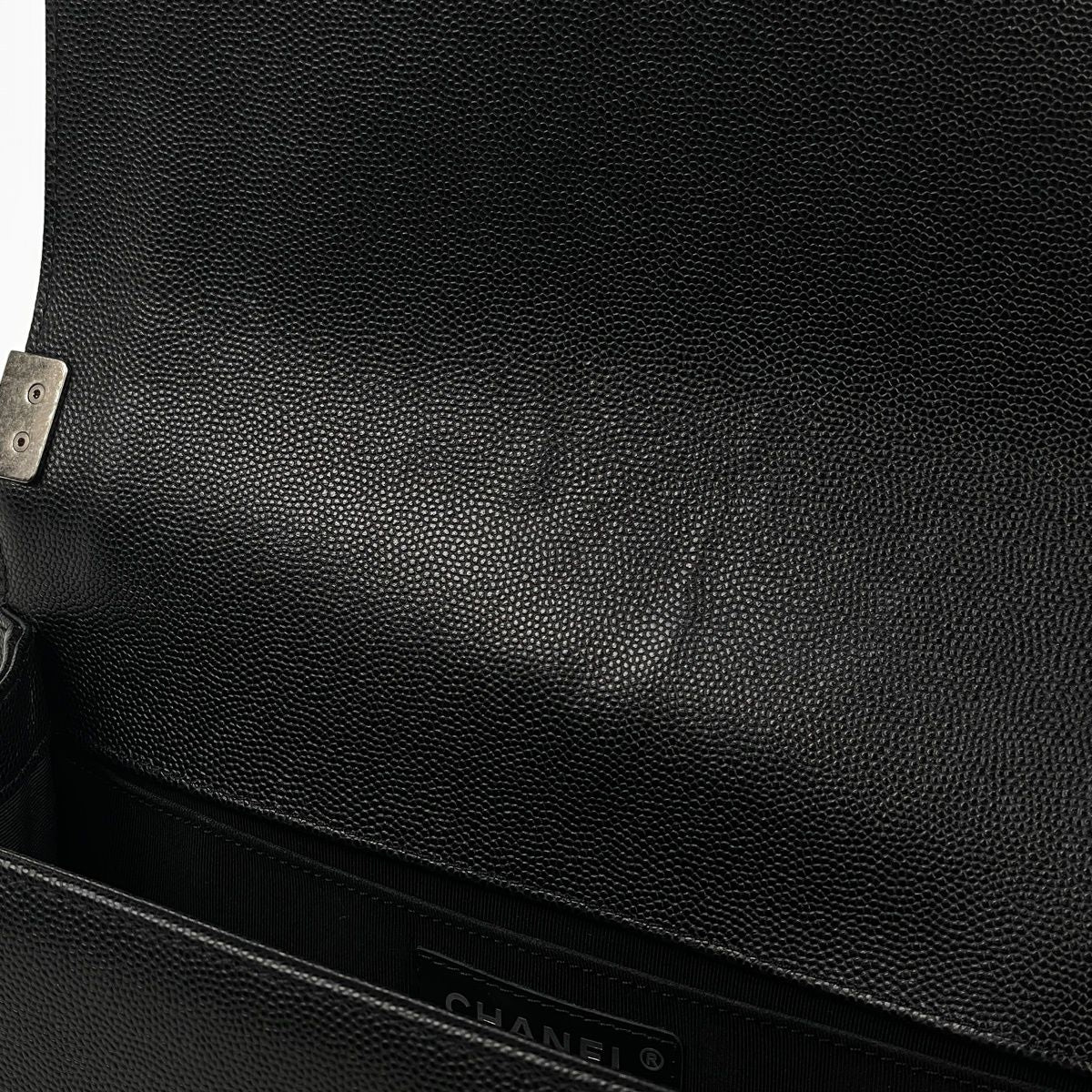 Chanel Shoulder Bag Boy CC Logo Caviar Leather Black — view 5