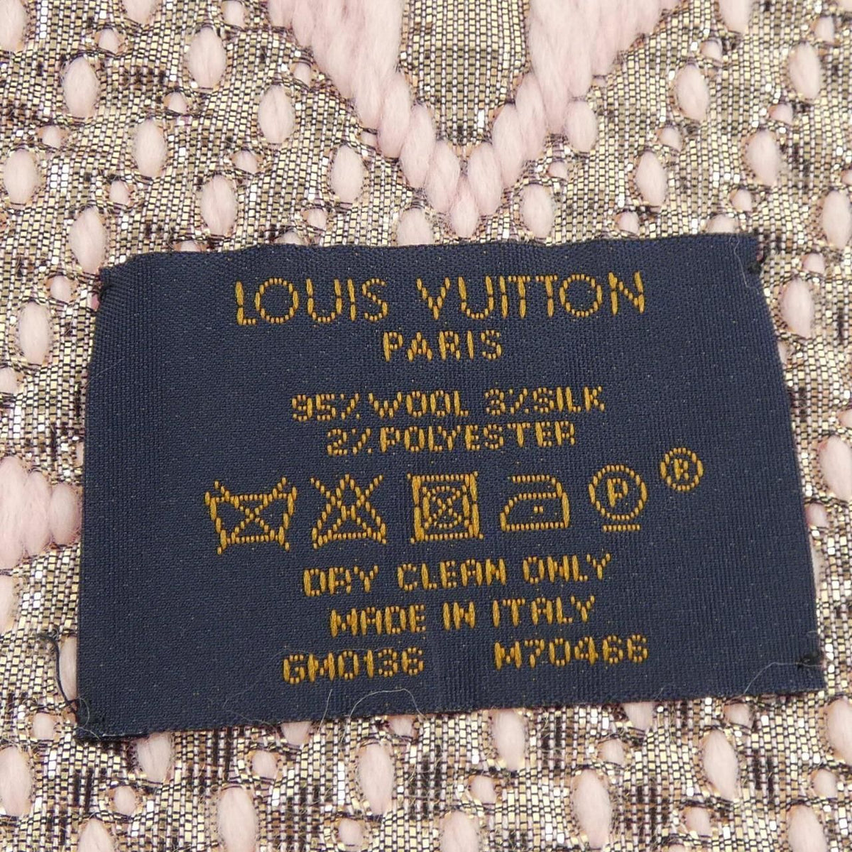 Louis Vuitton Logomania Scarf Shine — view 3