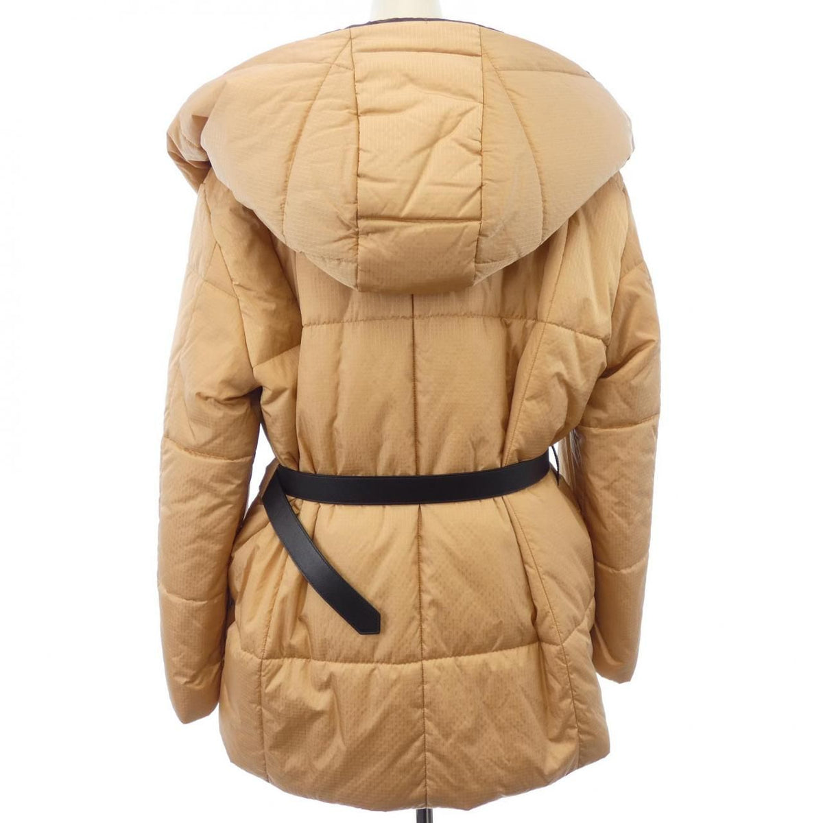 Louis Vuitton Short Pillow Puffer Wrap Coat — view 2