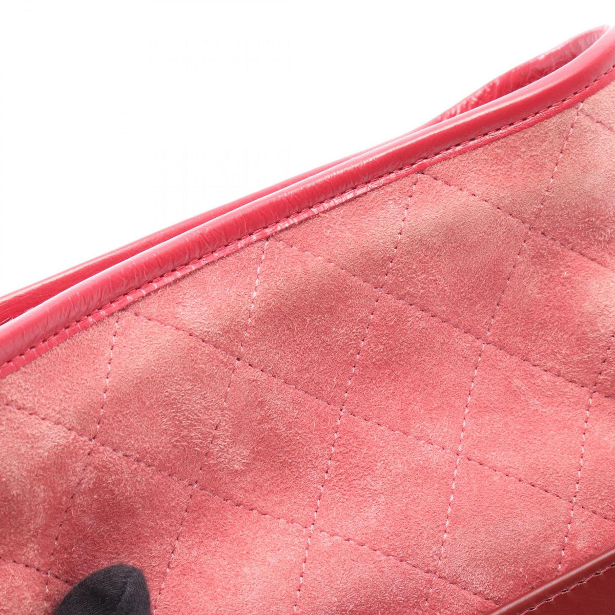 Chanel Shoulder Bag Gabrielle de Chanel Small Hobo Pink Wine Red Suede Leather — view 7