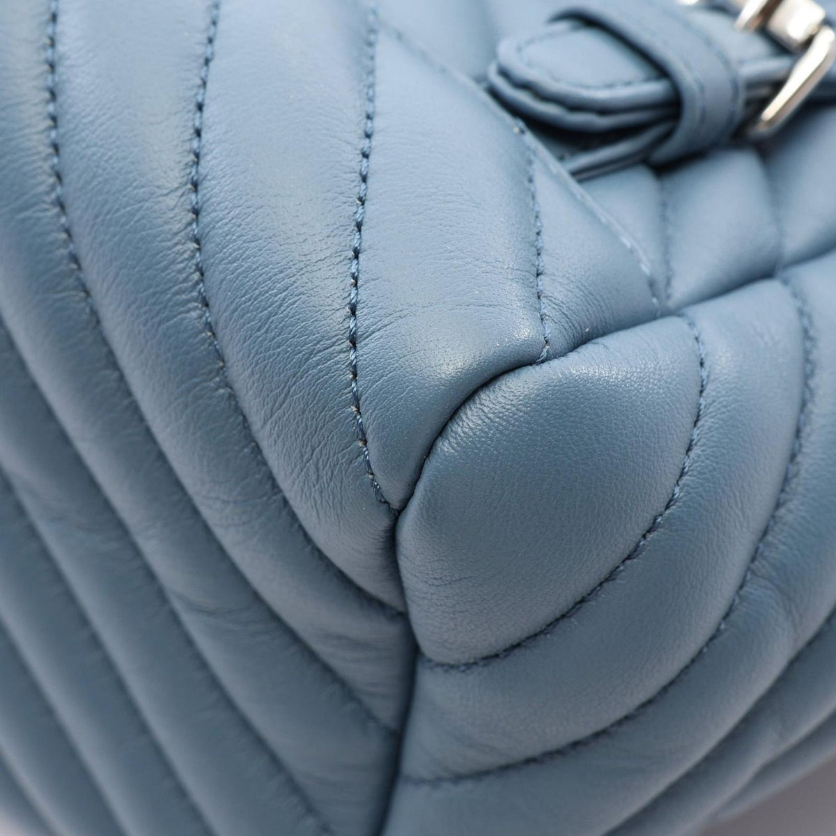 Chanel Backpack Chevron V-stitch Blue Lambskin Chain — view 7