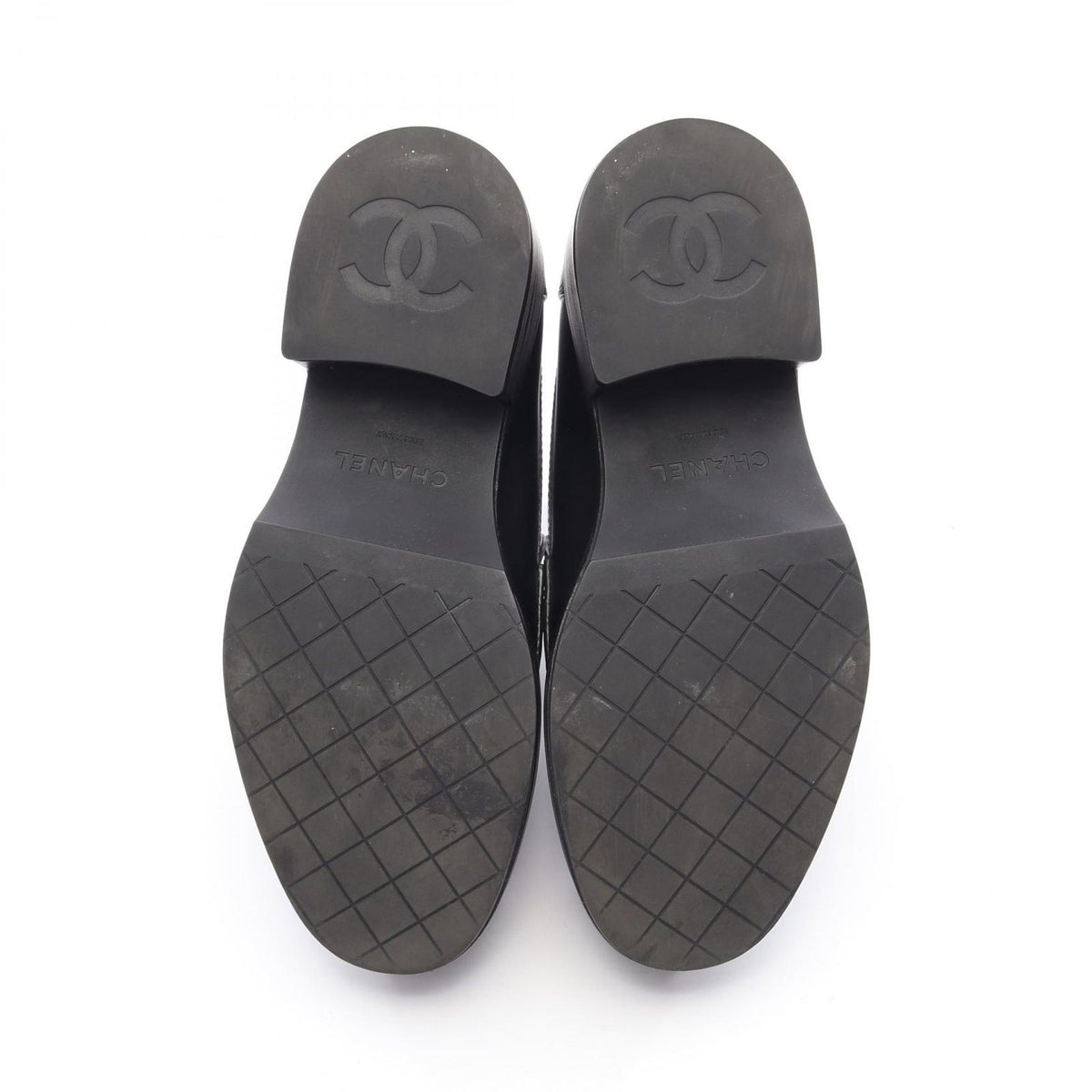 Chanel Loafers CC Logo Platform Leather — view 4