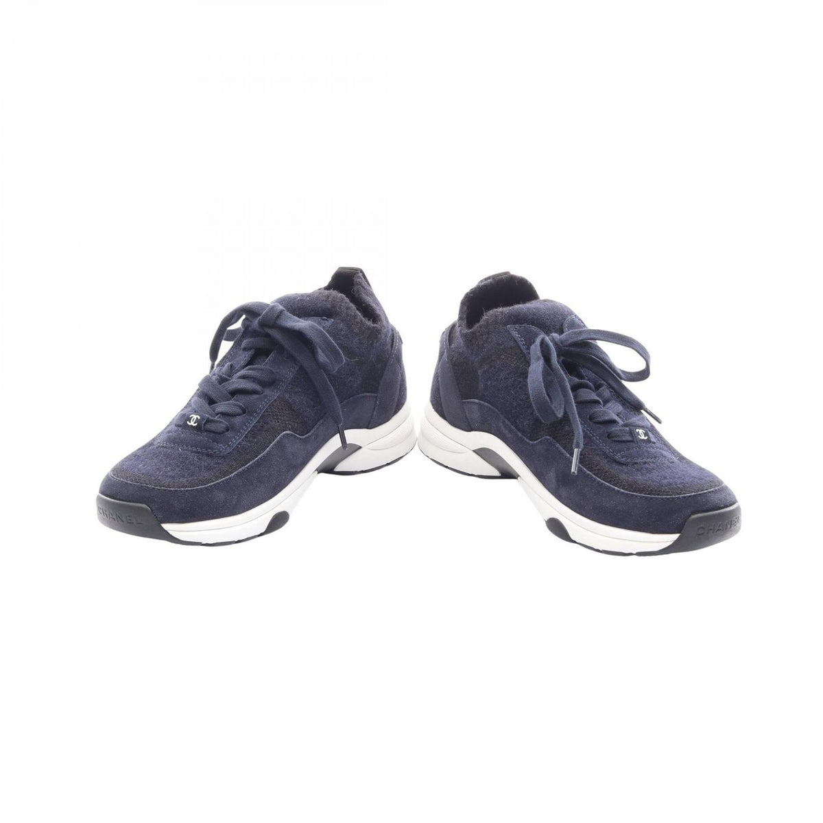 Chanel Sneakers CC Logo Fabric Suede — view 3