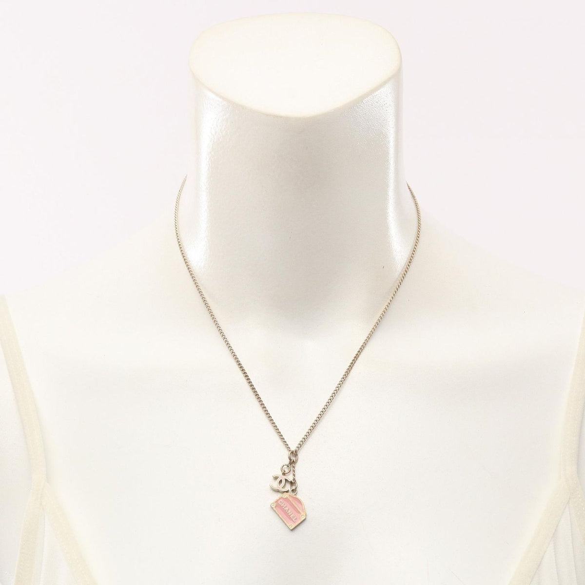 Chanel Necklace CC Logo — view 6