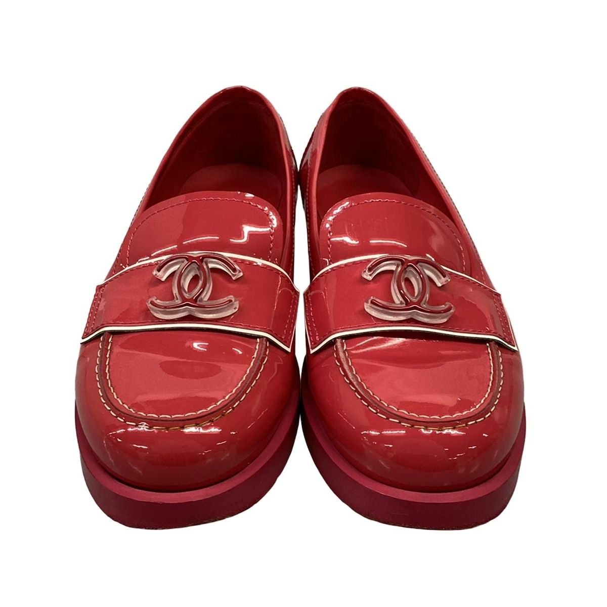 Chanel Loafers Pink CC Logo Leather — view 5