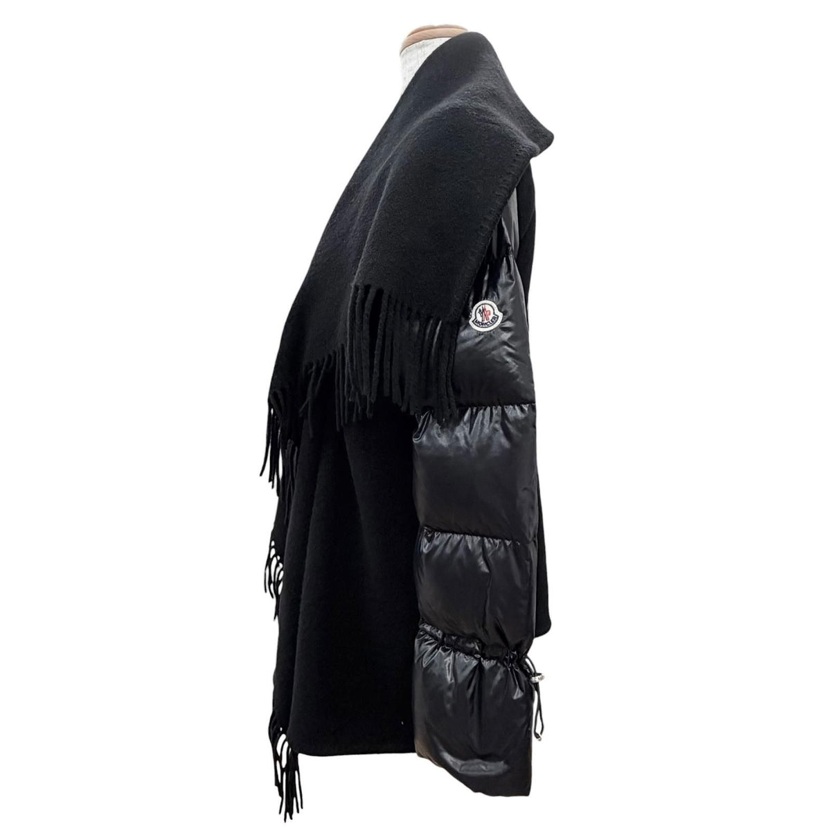 Moncler Mantella Wool 100% Logo Patch Down Sleeve Fringe Cape Coat Poncho Black — view 3