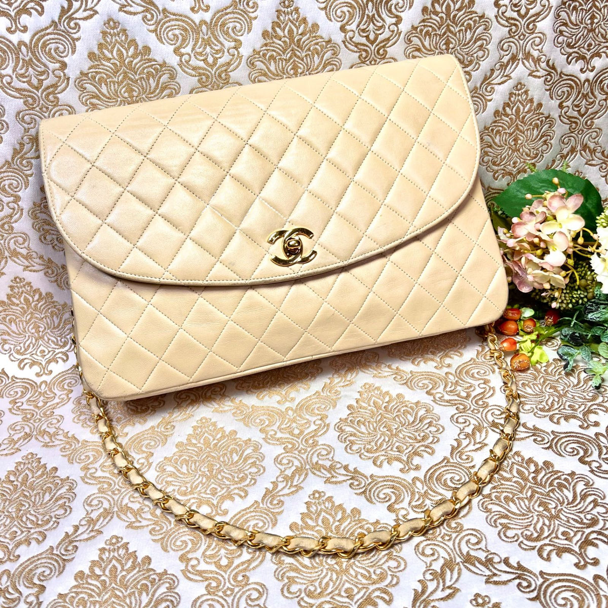 Chanel Vintage Quilted Chain Shoulder Bag