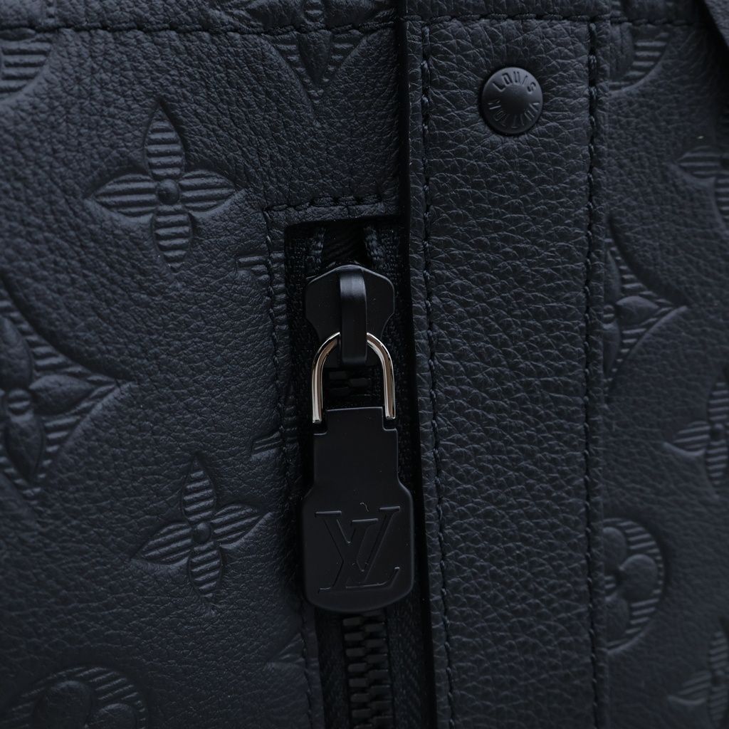 Louis Vuitton Monogram Shadow City Keepall 2-Way Shoulder Bag Mini Black — view 7