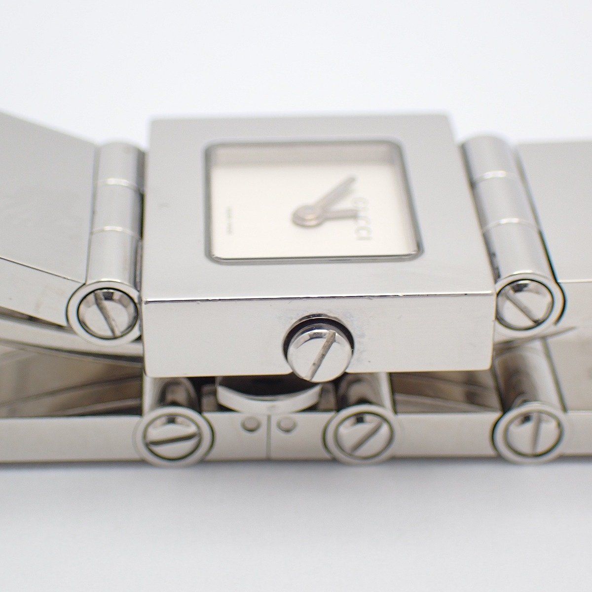 Gucci 600 L Square Shape Quartz Watch Silver Dial Ssstrap — view 7