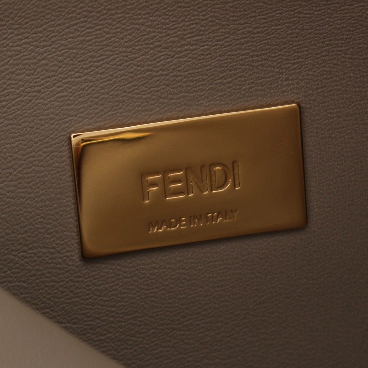 Fendi Peekaboo Essential Leather 2-Way Shoulder Handbag Black — view 7