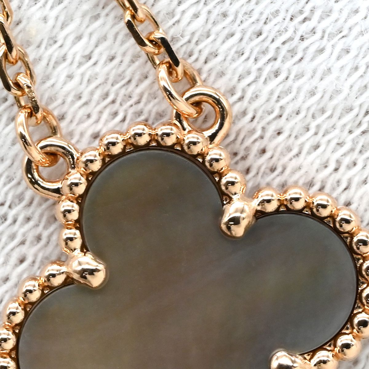 Van Cleef & Arpels Necklace Vintage Alhambra Gray Rose Gold 18K Pink Gold Shell — view 4