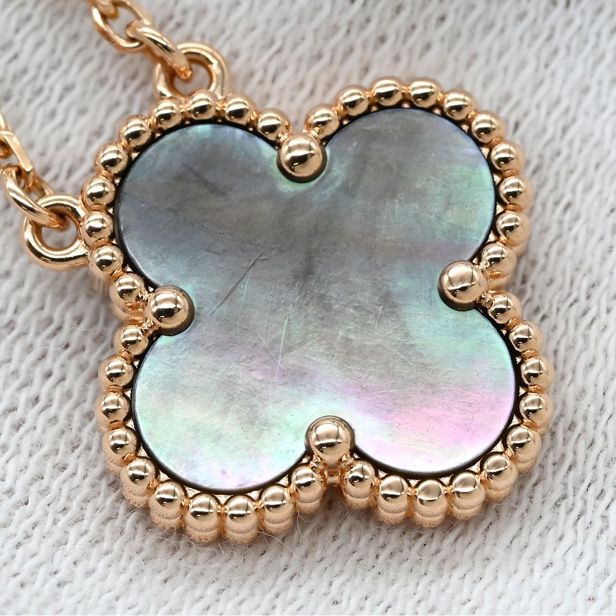 Van Cleef & Arpels Necklace Vintage Alhambra Gray Rose Gold 18K Pink Gold Shell — view 3