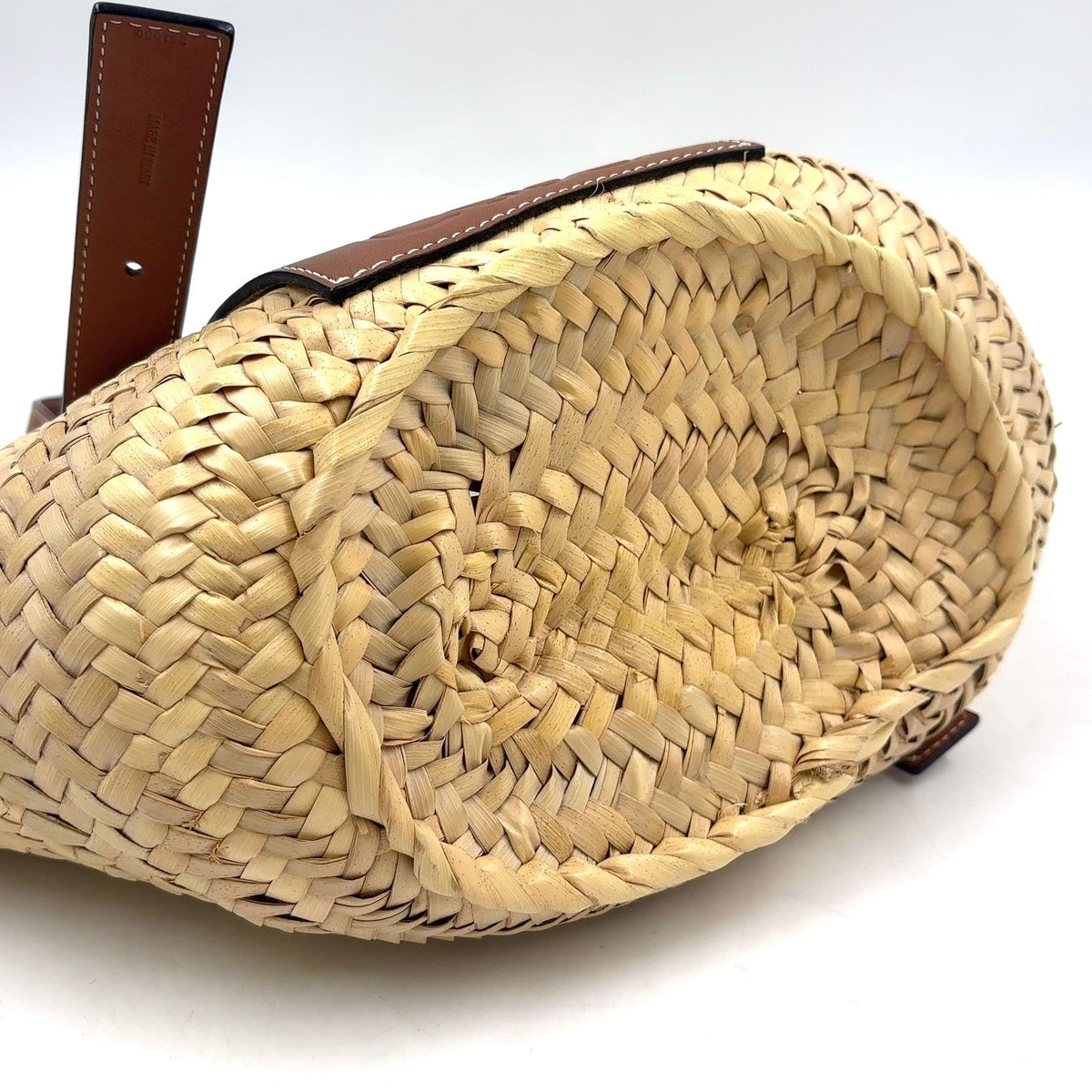 Loewe Anagram Bucket Handbag Leather Raffia Brown Beige Tote Silver — view 8