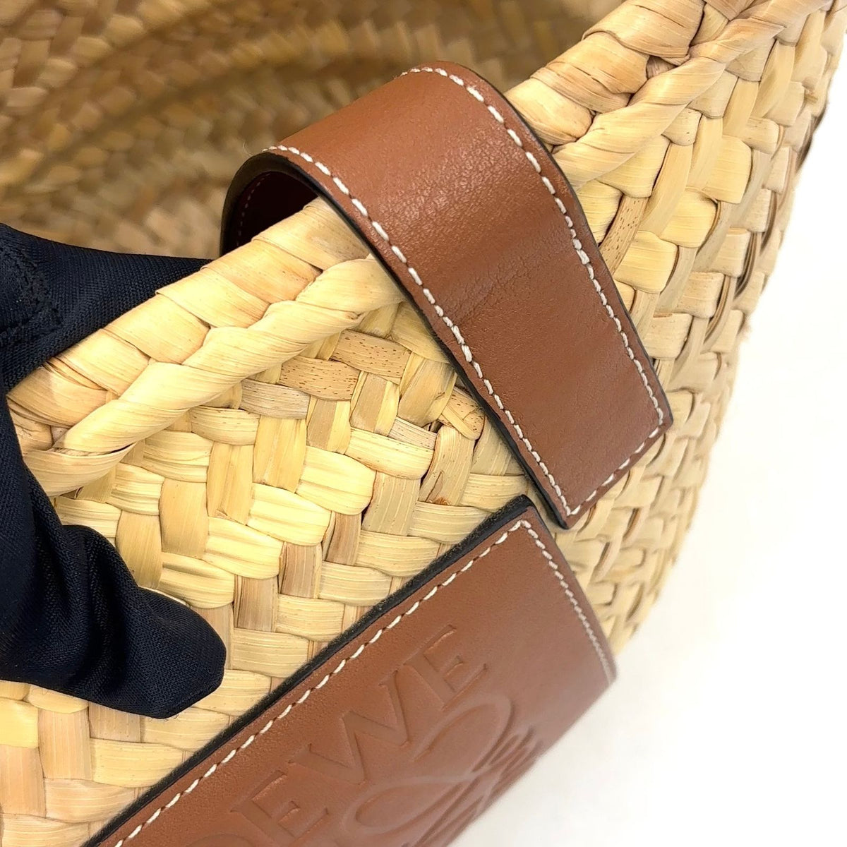 Loewe Anagram Bucket Handbag Leather Raffia Brown Beige Tote Silver — view 6