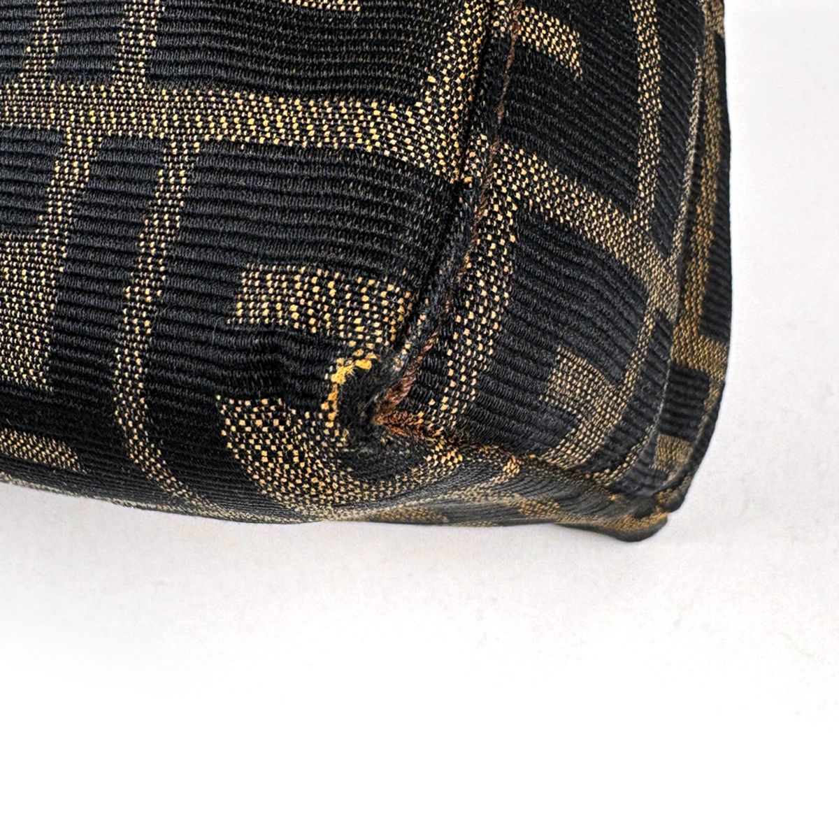 Fendi Shoulder Bag Zucca Pattern Canvas Brown — view 3