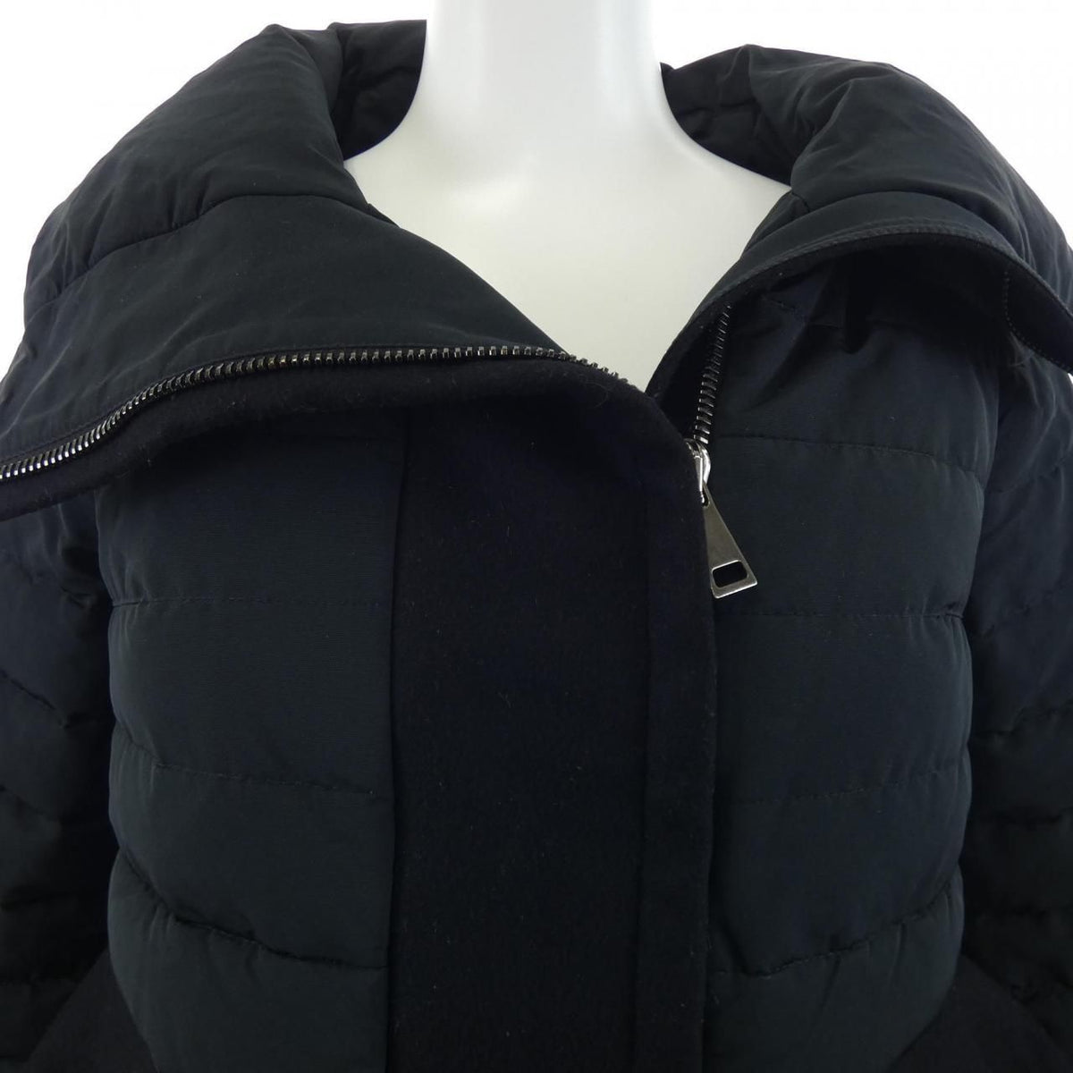 Moncler Peltee Down Jacket — view 6