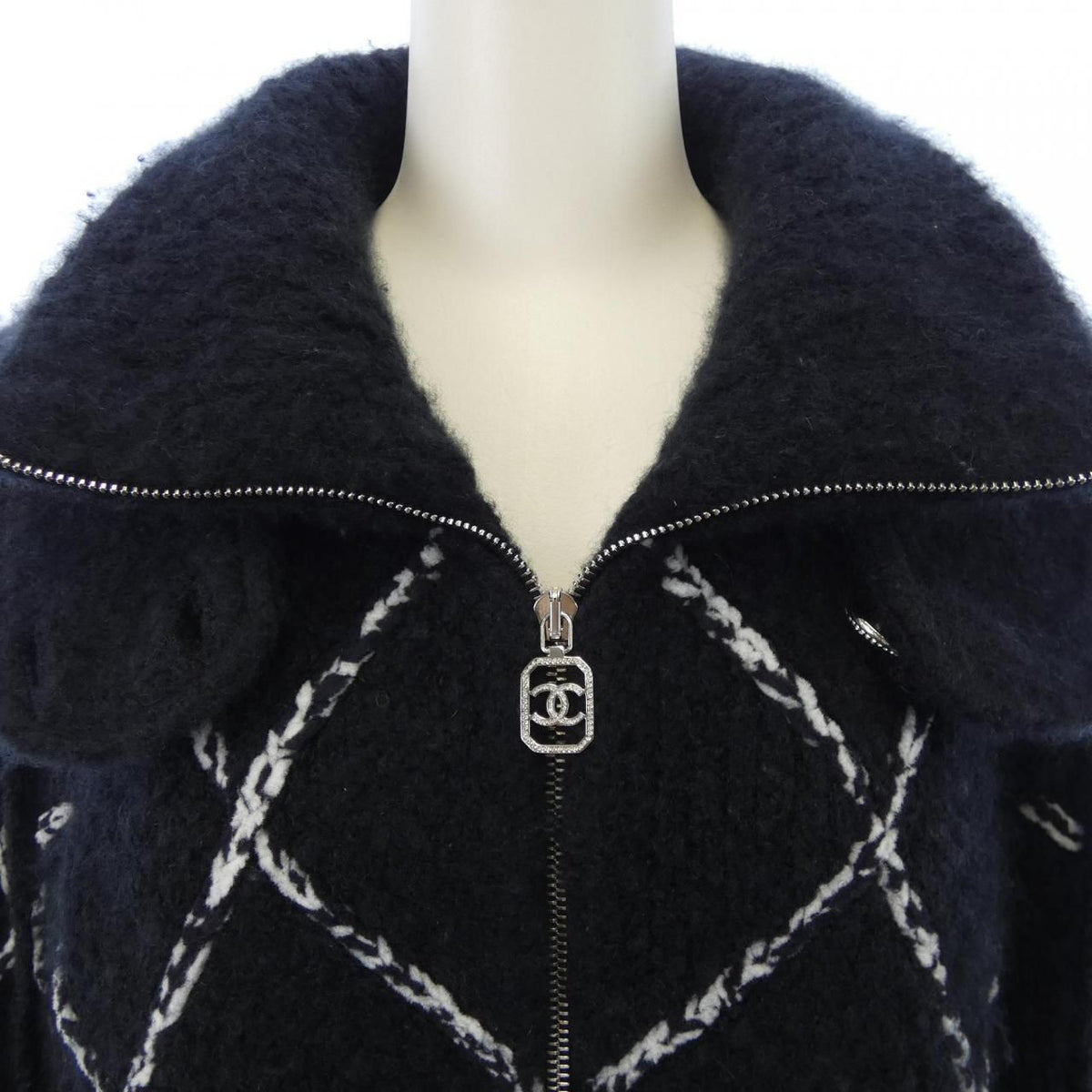 Chanel Coco Neige Jacket — view 7