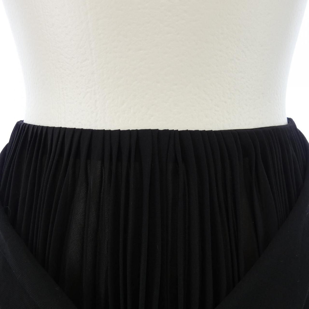Chanel Vintage 00A Skirt — view 5