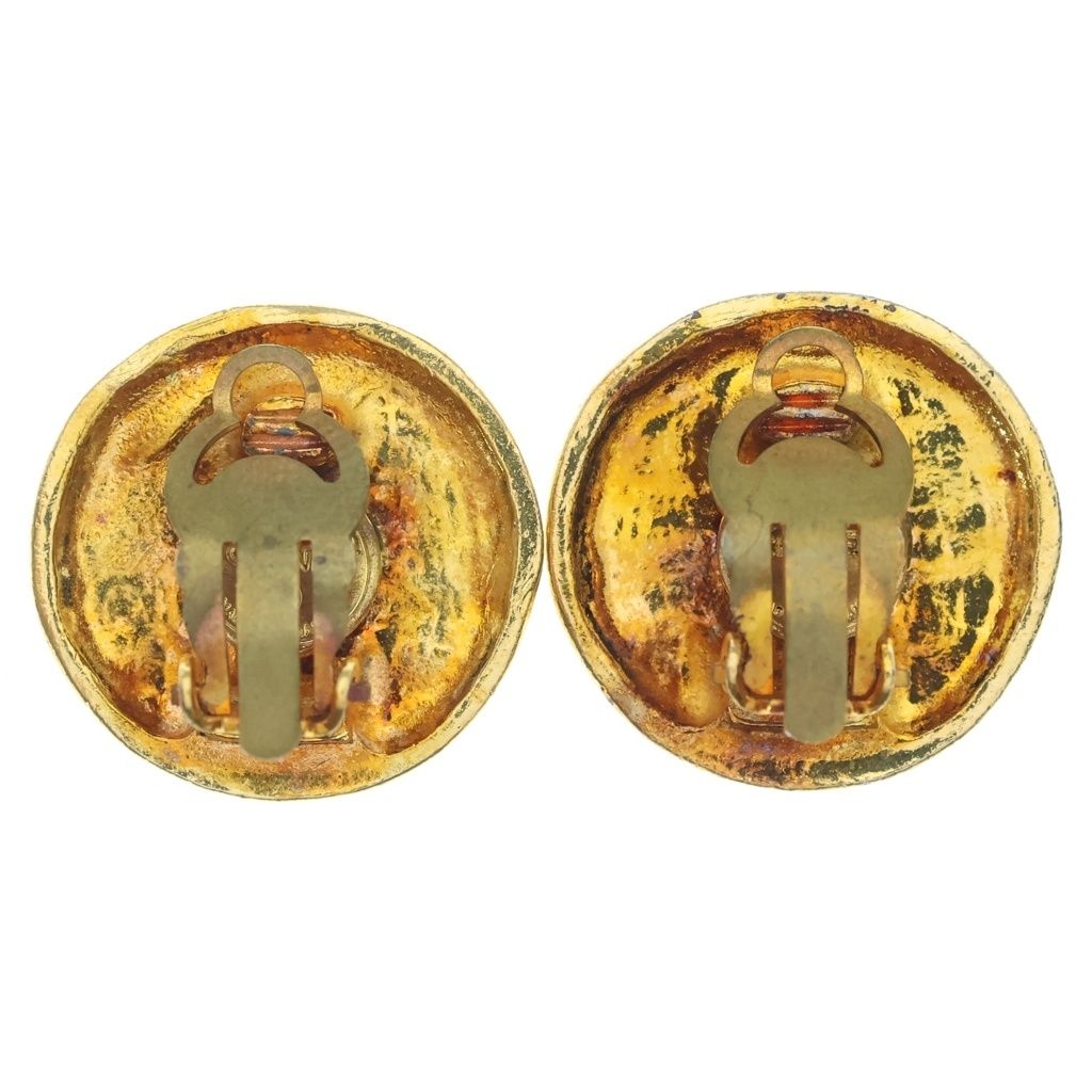 Chanel CC Logo Round Earrings Gold — view 2