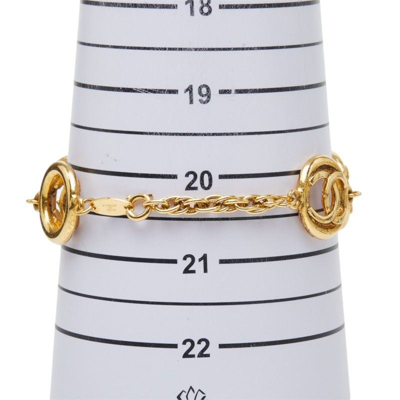 Chanel CC Logo Vintage Chain Bracelet Round Gold Plated — view 7