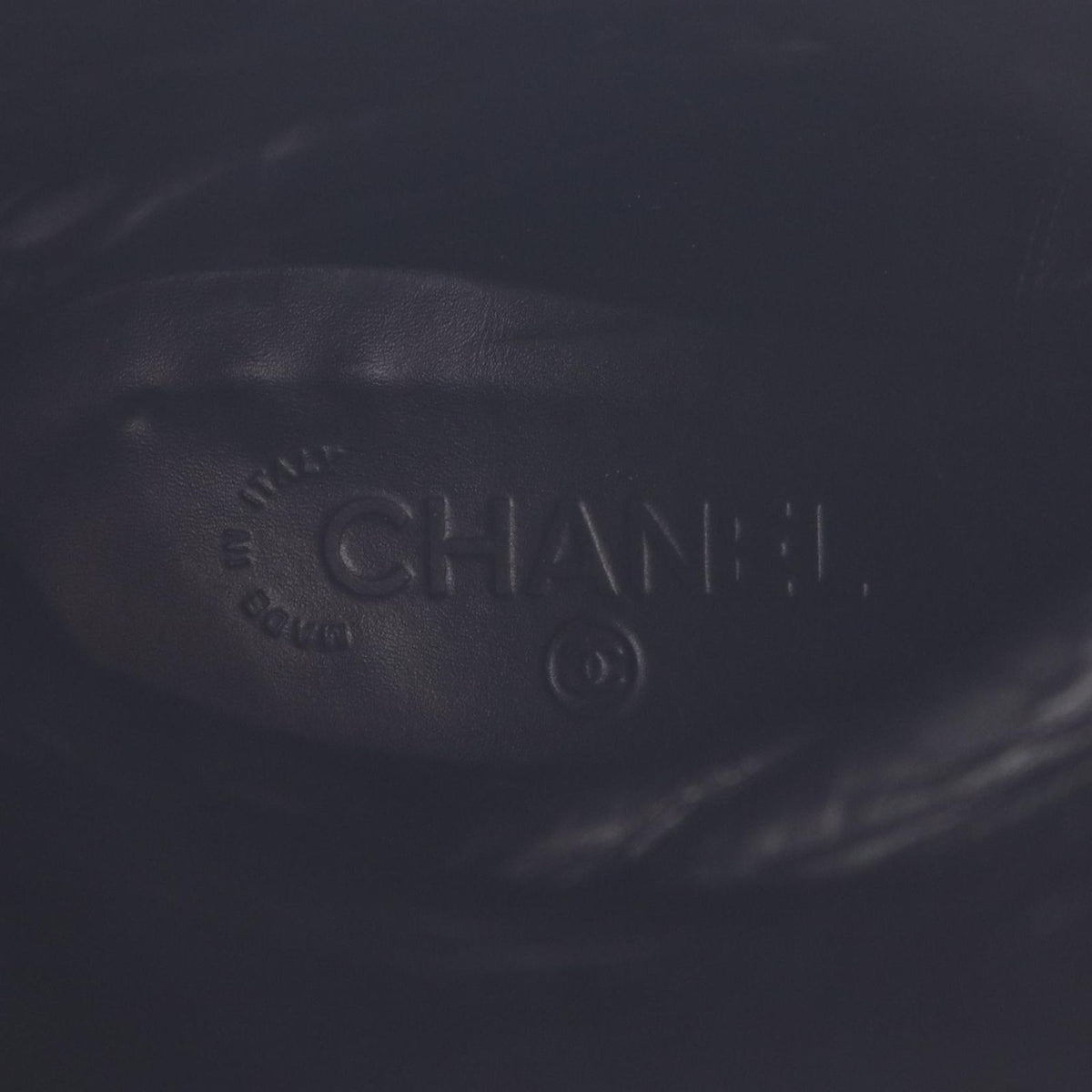 Chanel Boots CC Logo Long Black Leather — view 5
