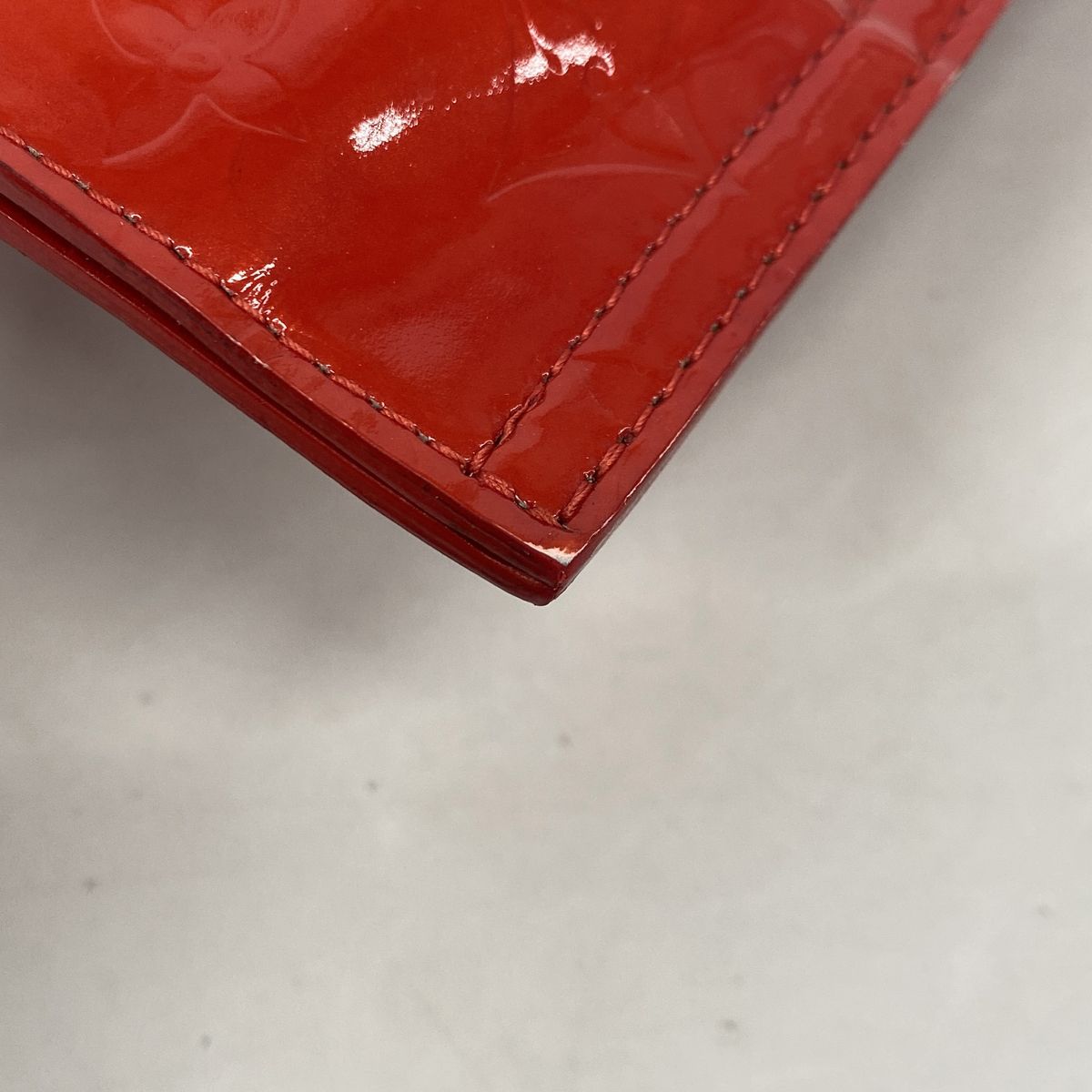 Louis Vuitton Handbag Vernis Stanton Rouge — view 6
