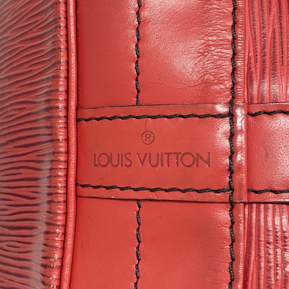 Louis Vuitton Shoulder Bag Epi Noe Castilian Red — view 5
