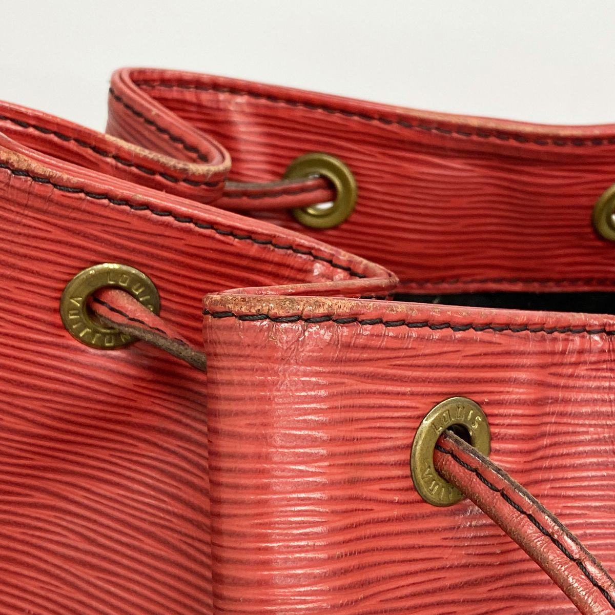 Louis Vuitton Shoulder Bag Epi Noe Castilian Red — view 8