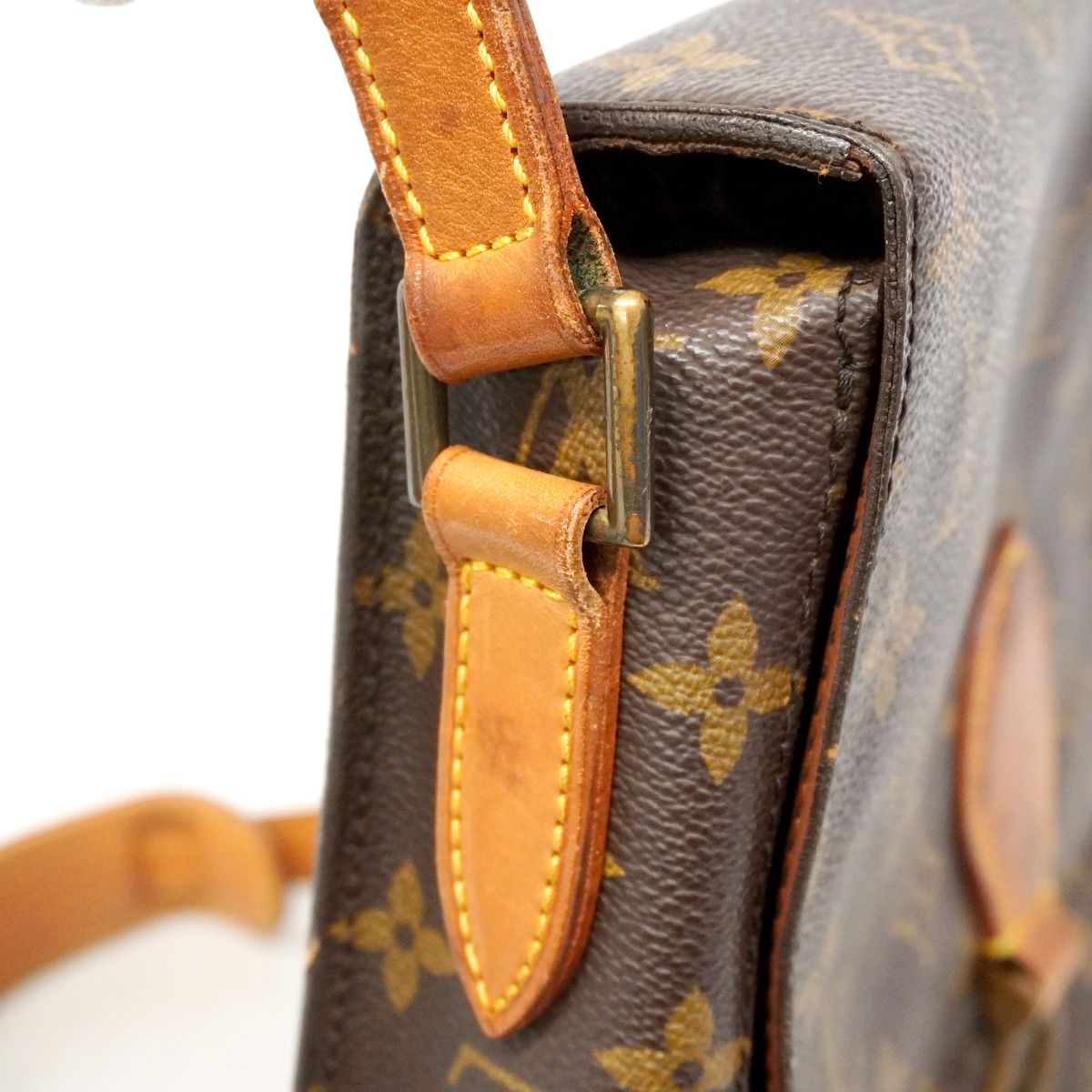 Louis Vuitton Shoulder Bag Monogram Saint-cloud GM Brown — view 7