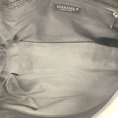 Chanel Shoulder Bag Lambskin Black Silver — view 4
